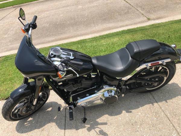 2018 Harley-Davidson, dovoz USA — foto 11 z 12