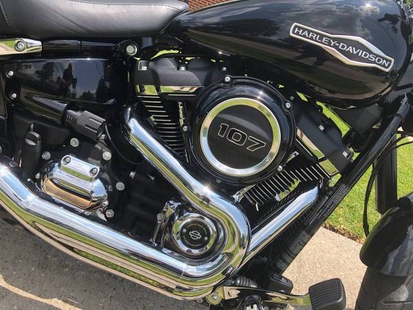 2018 Harley-Davidson, dovoz USA — foto 5 z 12