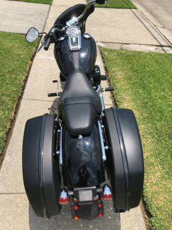 2018 Harley-Davidson, dovoz USA — foto 6 z 12