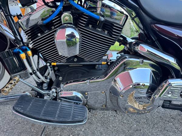 2005 Harley-Davidson, dovoz USA — foto 7 z 10