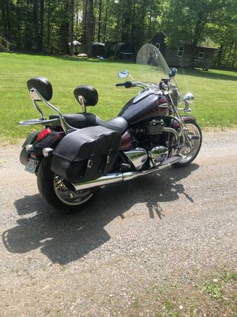 Triumph, dovoz USA — foto 5 z 5