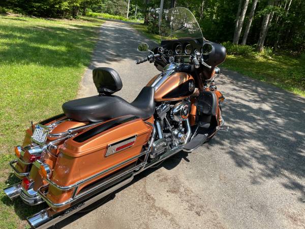 2008 Harley-Davidson, dovoz USA — foto 2 z 7