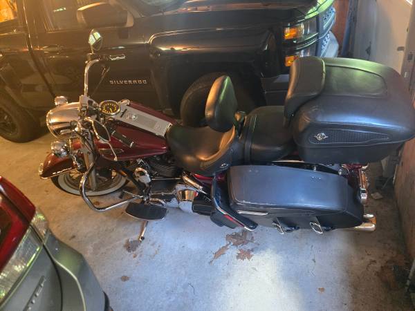 2002 Harley-Davidson, dovoz USA — foto 2 z 4