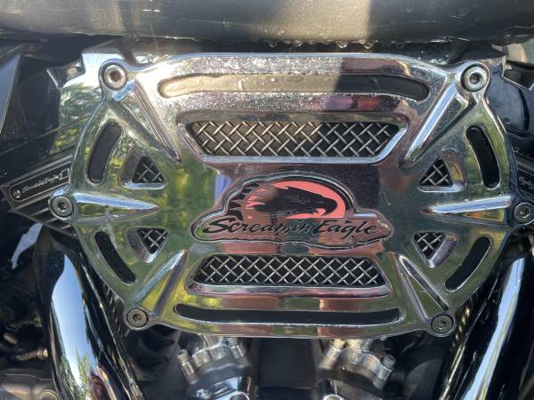2012 Harley-Davidson, dovoz USA — foto 4 z 6