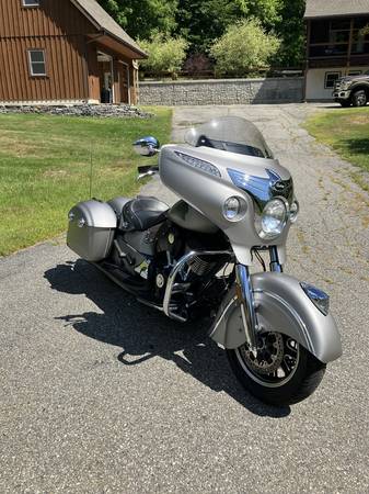 2017 Indian, dovoz USA — foto 3 z 8