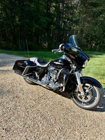 Harley-Davidson, dovoz USA — foto 4 z 12