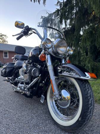 2001 Harley-Davidson, dovoz USA — foto 5 z 12