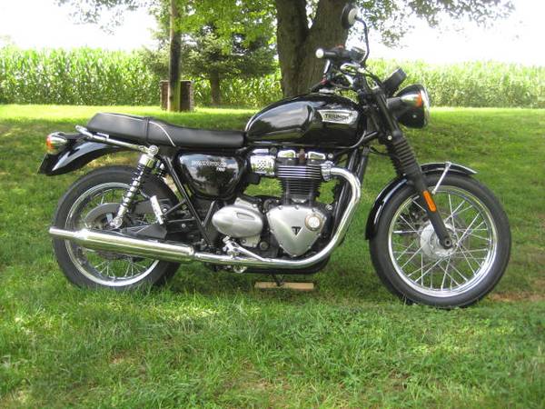 2018 Triumph, dovoz USA — foto 5 z 12