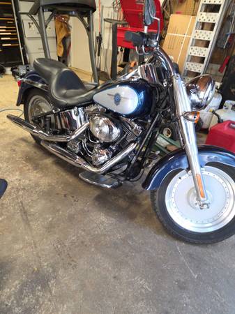 2002 Harley-Davidson, dovoz USA — foto 3 z 3