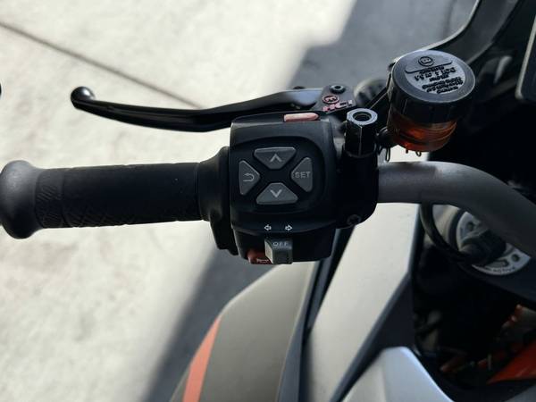 2016 KTM, dovoz USA — foto 9 z 12