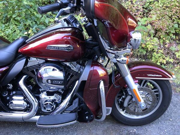 2016 Harley-Davidson, dovoz USA — foto 2 z 11