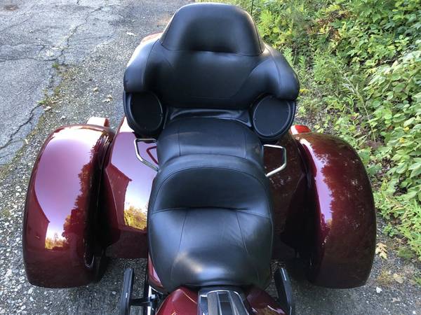 2016 Harley-Davidson, dovoz USA — foto 6 z 11
