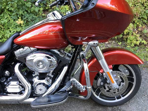 2013 Harley-Davidson, oranžová, dovoz USA — foto 2 z 11