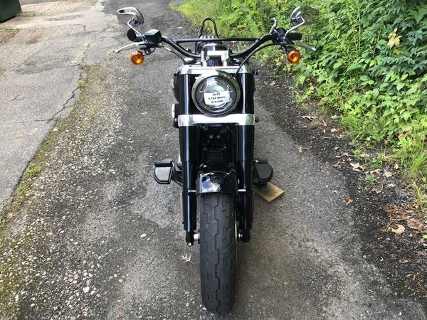 2019 Harley-Davidson, černá, dovoz USA — foto 7 z 11