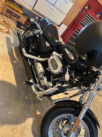 2017 Harley-Davidson, dovoz USA — foto 3 z 6