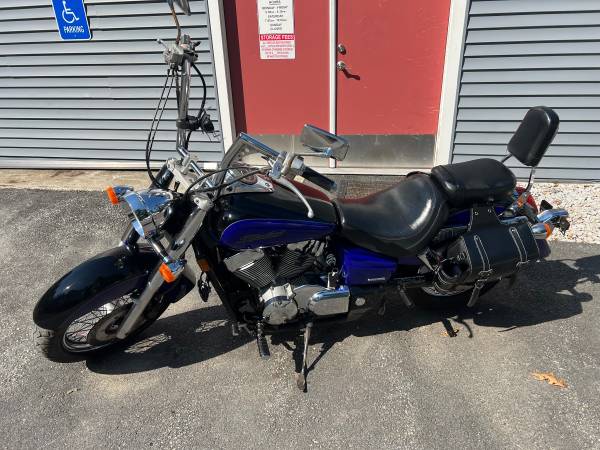 2004 Harley-Davidson, dovoz USA — foto 3 z 12