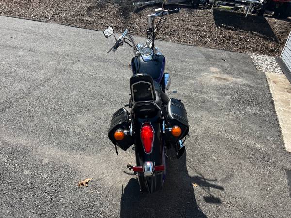 2004 Harley-Davidson, dovoz USA — foto 8 z 12