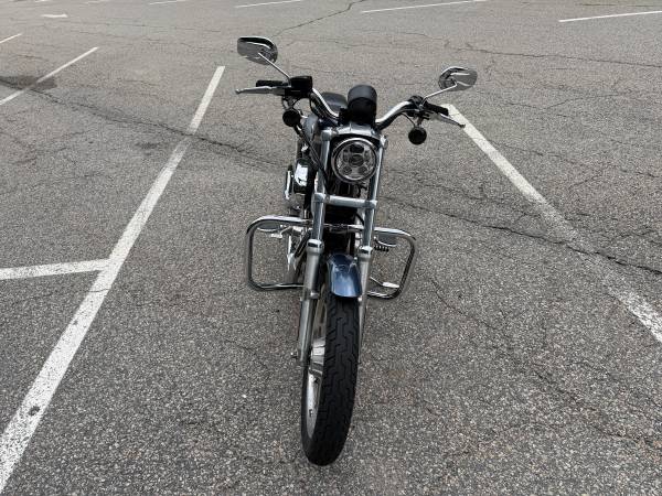 2003 Harley-Davidson, dovoz USA — foto 4 z 7