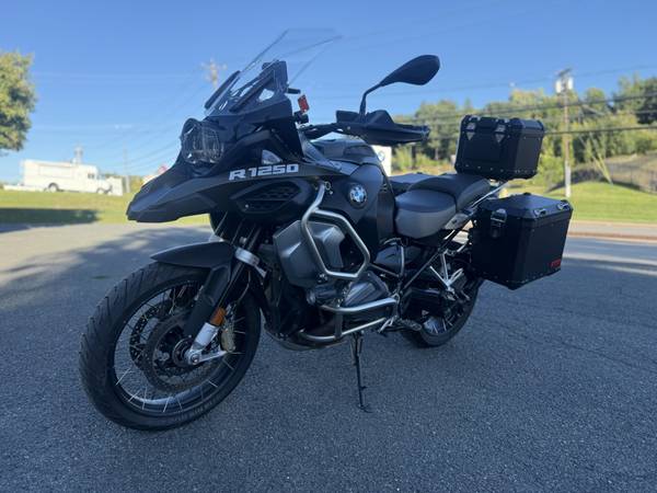 2020 BMW, dovoz USA — foto 5 z 9