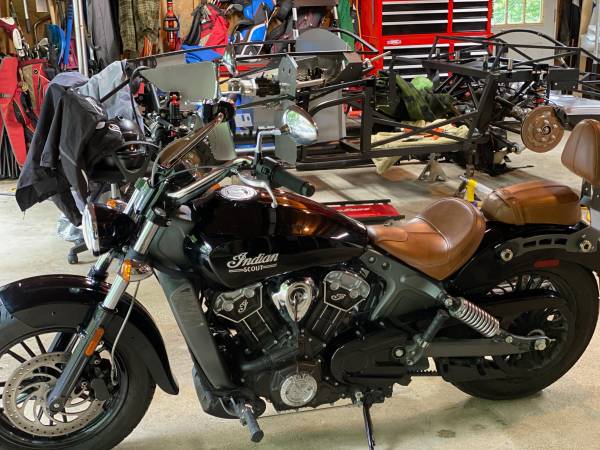 2015 Indian, dovoz USA — foto 3 z 10