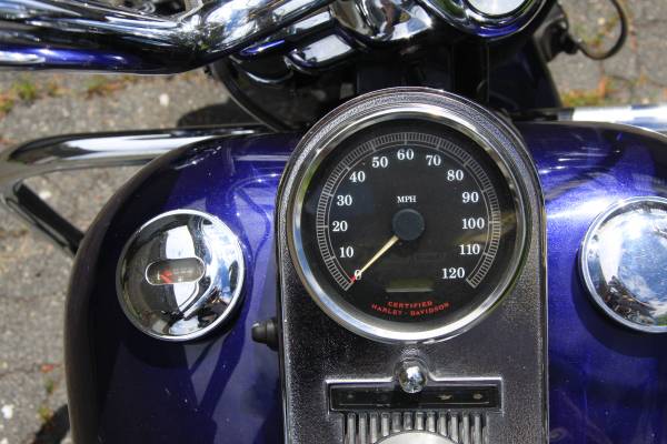 1999 Harley-Davidson, dovoz USA — foto 2 z 7