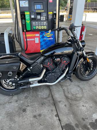 2017 Indian, černá, dovoz USA — foto 7 z 7