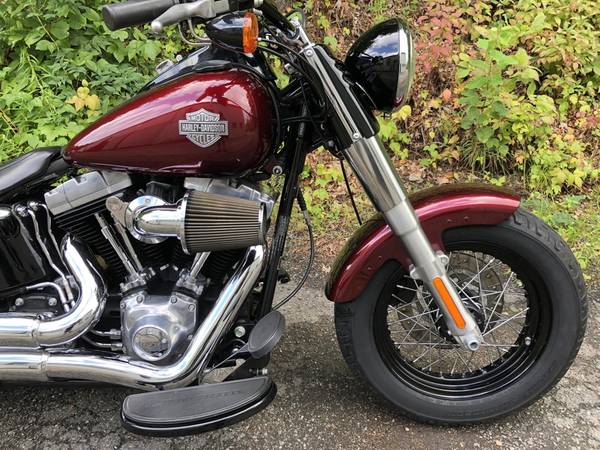 2014 Harley-Davidson, červená, dovoz USA — foto 2 z 11