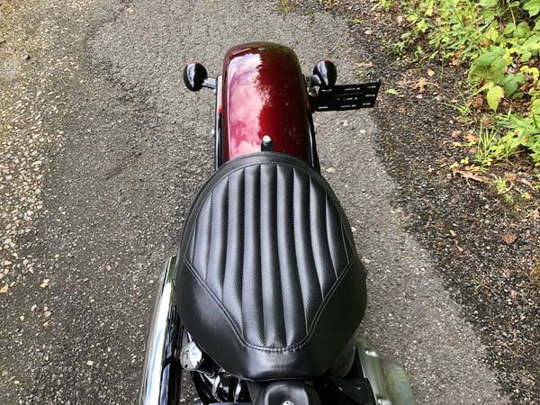 2014 Harley-Davidson, červená, dovoz USA — foto 6 z 11