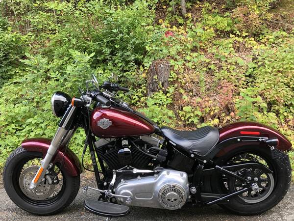2014 Harley-Davidson, červená, dovoz USA — foto 8 z 11