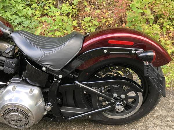 2014 Harley-Davidson, červená, dovoz USA — foto 9 z 11