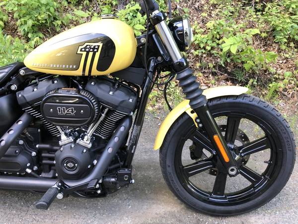 2023 Harley-Davidson, žlutá, dovoz USA — foto 2 z 11