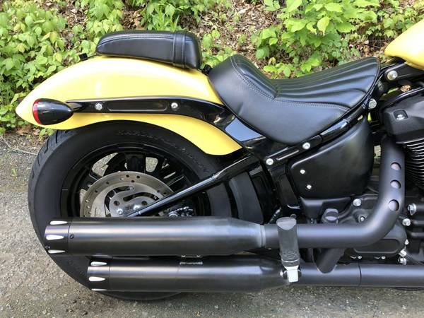 2023 Harley-Davidson, žlutá, dovoz USA — foto 3 z 11