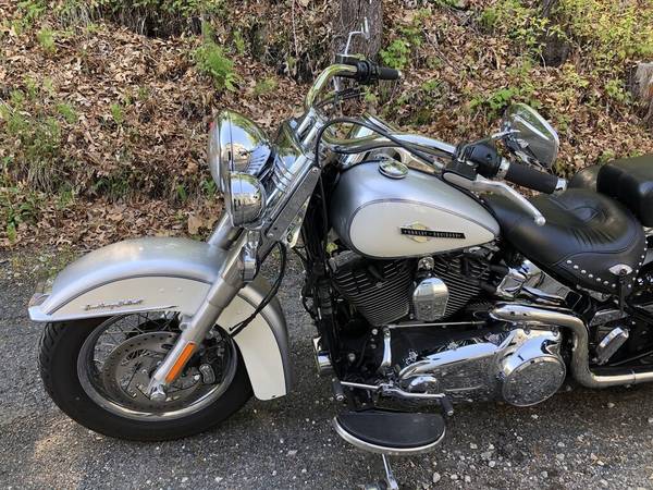 2015 Harley-Davidson, dovoz USA — foto 10 z 11