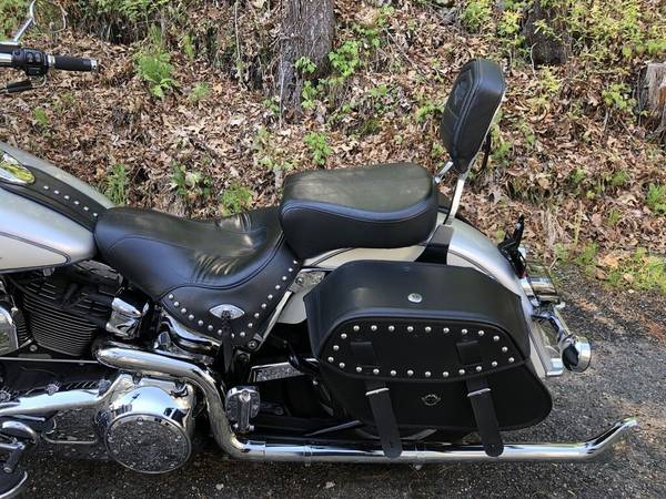 2015 Harley-Davidson, dovoz USA — foto 2 z 11