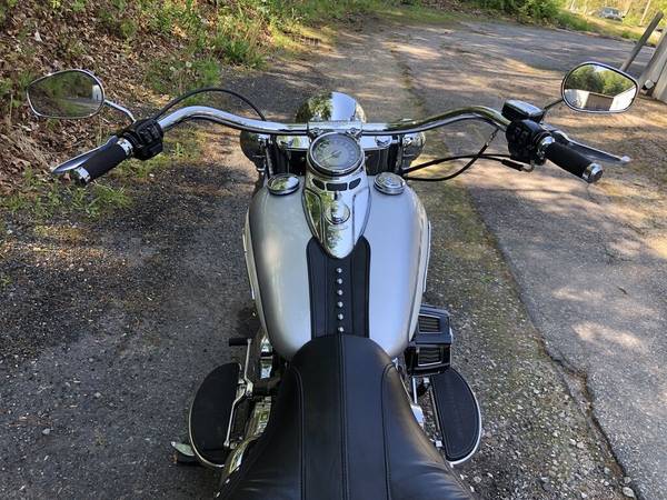 2015 Harley-Davidson, dovoz USA — foto 6 z 11