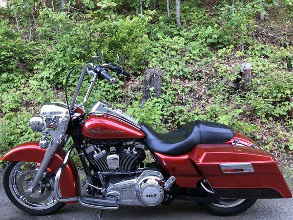 2013 Harley-Davidson, oranžová, dovoz USA — foto 8 z 11
