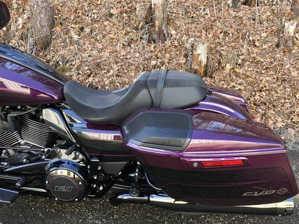 2025 Harley-Davidson, dovoz USA — foto 10 z 11