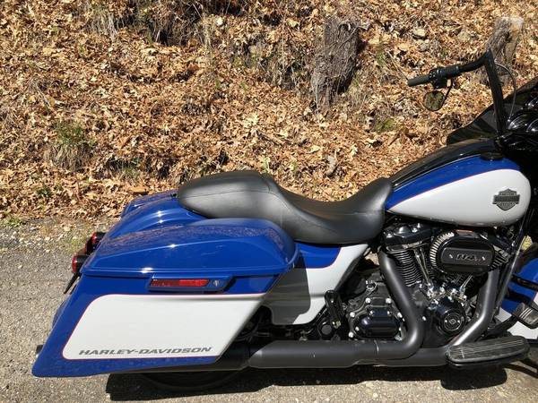2023 Harley-Davidson, dovoz USA — foto 4 z 11