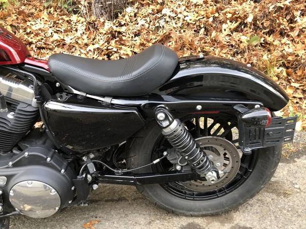2022 Harley-Davidson, červená, dovoz USA — foto 10 z 11