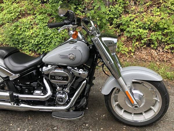 2024 Harley-Davidson, šedá, dovoz USA — foto 3 z 11