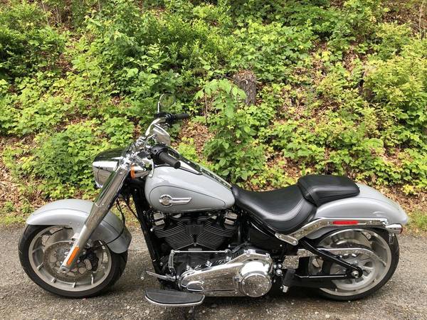 2024 Harley-Davidson, šedá, dovoz USA — foto 9 z 11
