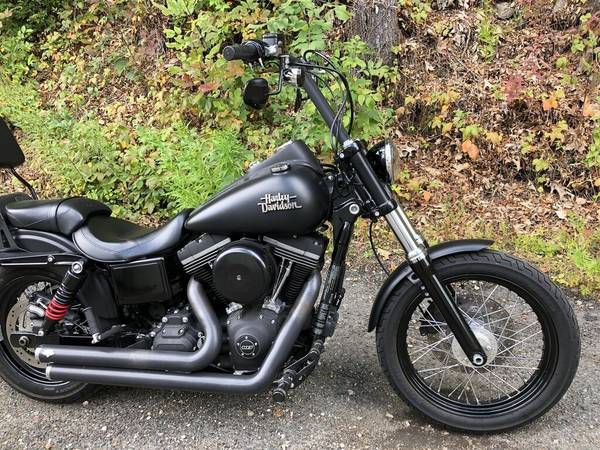 2014 Harley-Davidson, černá, dovoz USA — foto 3 z 11