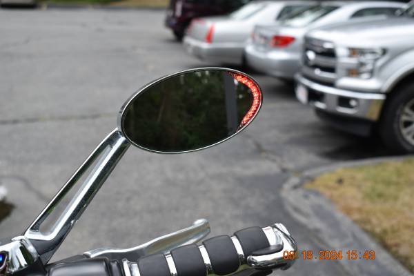 2013 Harley-Davidson, dovoz USA — foto 9 z 12