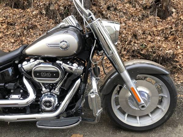 2023 Harley-Davidson, šedá, dovoz USA — foto 2 z 11