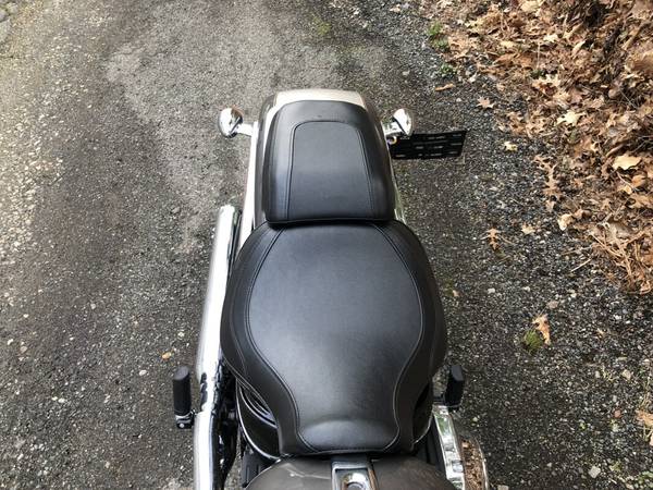 2023 Harley-Davidson, šedá, dovoz USA — foto 6 z 11