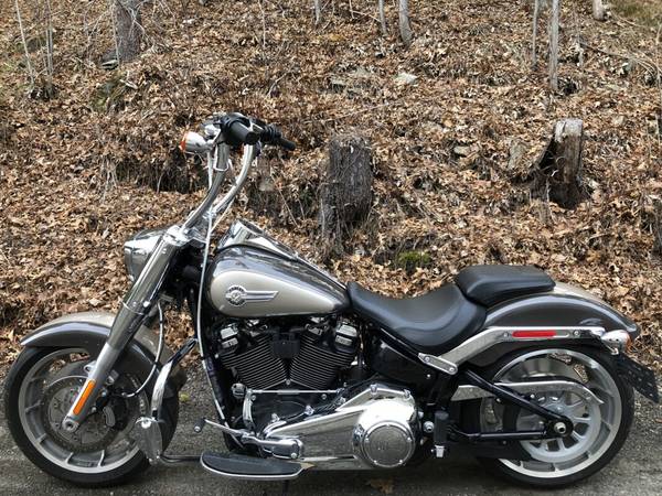 2023 Harley-Davidson, šedá, dovoz USA — foto 8 z 11