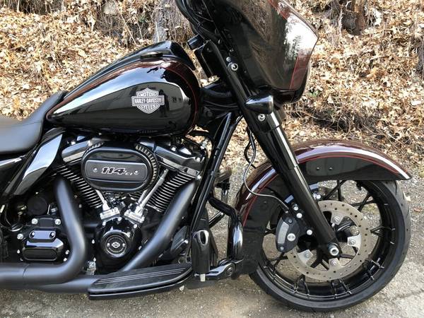 2022 Harley-Davidson, dovoz USA — foto 2 z 11