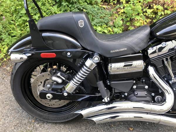 2017 Harley-Davidson, černá, dovoz USA — foto 3 z 11