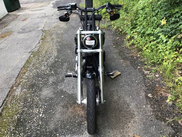2017 Harley-Davidson, černá, dovoz USA — foto 7 z 11