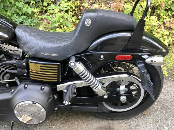 2017 Harley-Davidson, černá, dovoz USA — foto 9 z 11